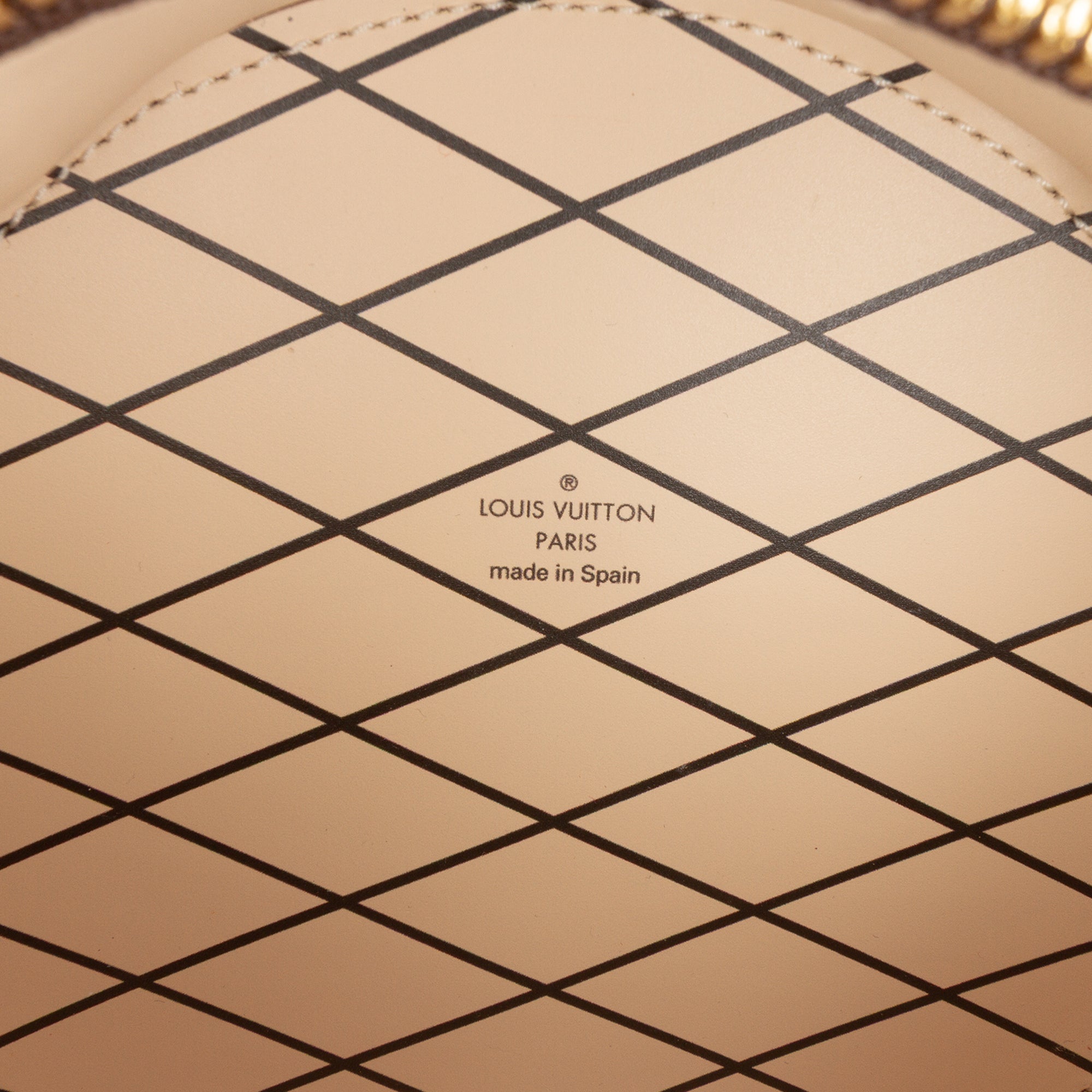 Monogram Mini Boite Chapeau