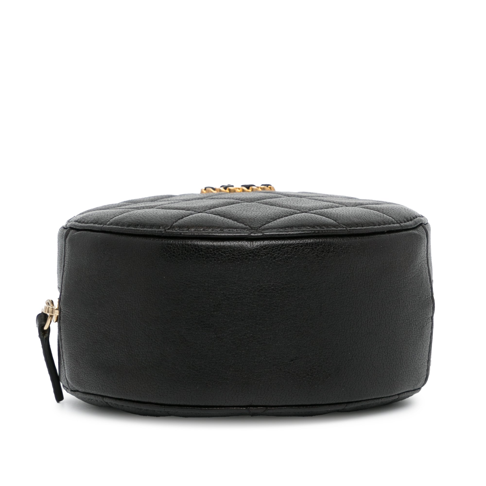 CC Quilted Lambskin Round Crossbody_4