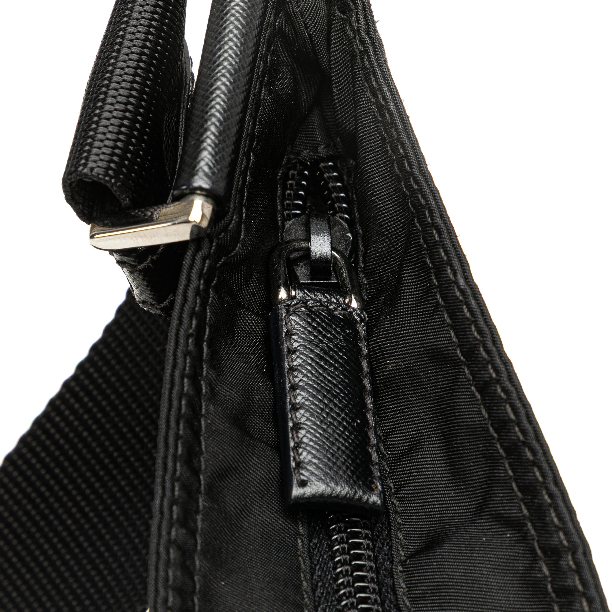 Tessuto Zip Top Crossbody