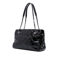 Medium CC Patent Soft Shopper Tote