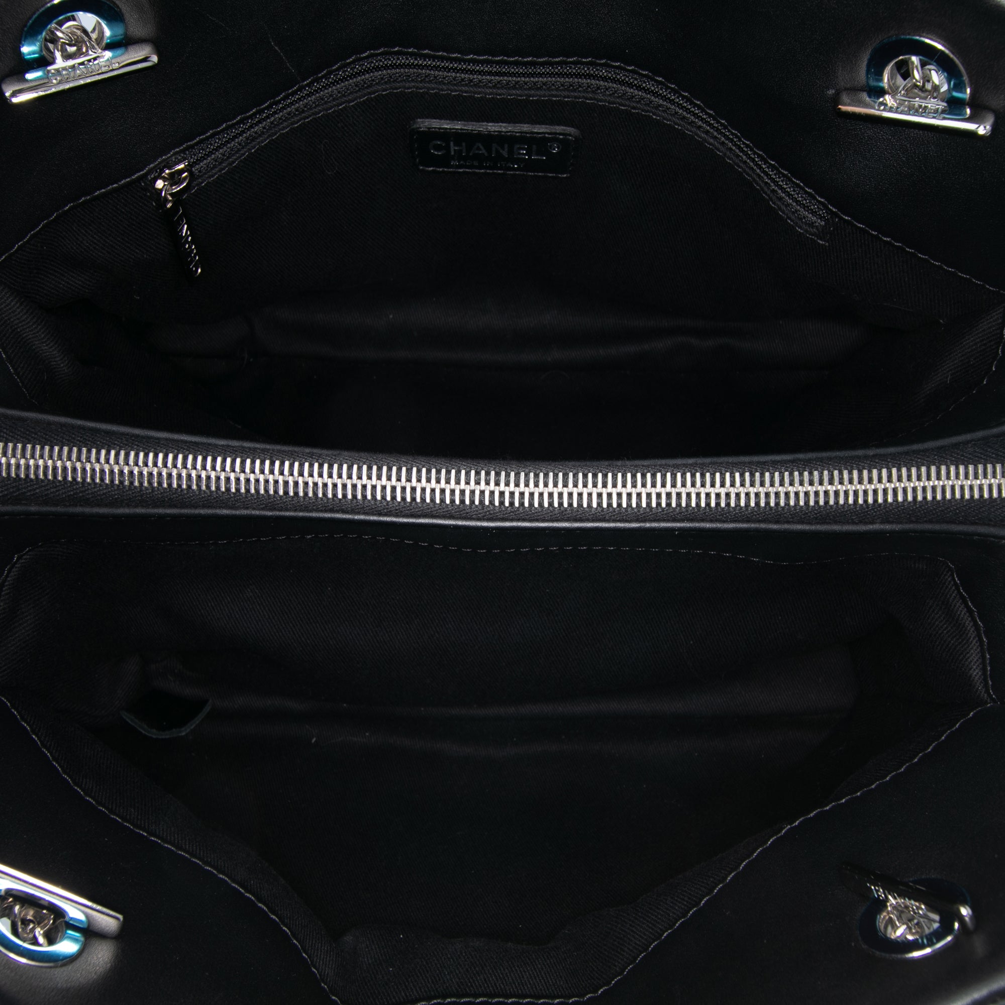 Medium CC Patent Soft Shopper Tote