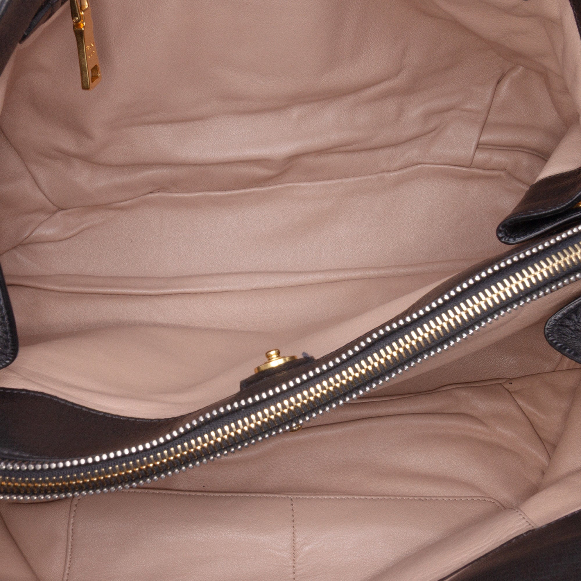 Cervo Zip Tote
