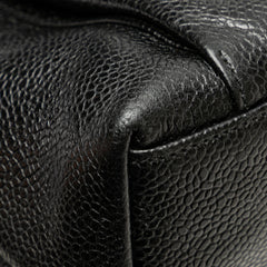 CC Caviar Shoulder Bag