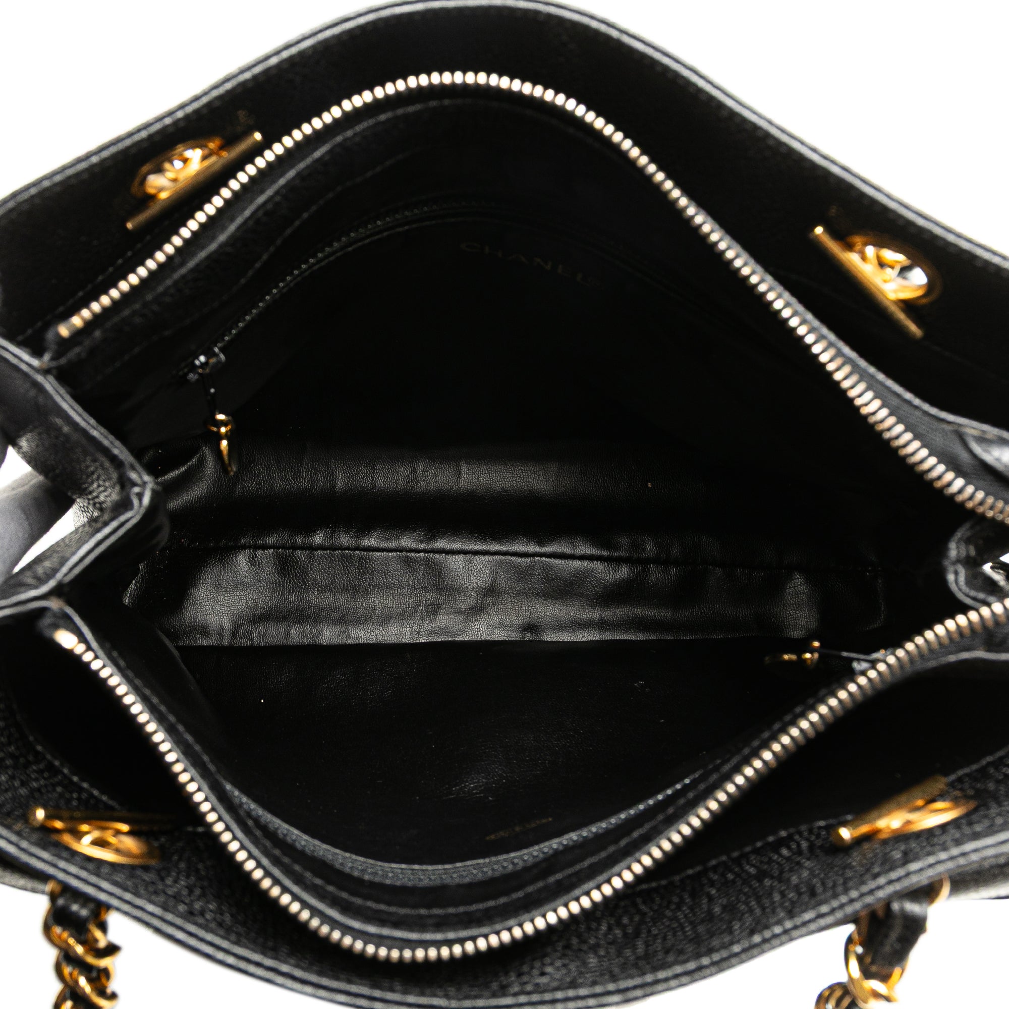 CC Caviar Shoulder Bag