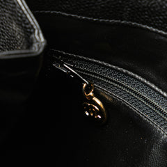 CC Caviar Shoulder Bag