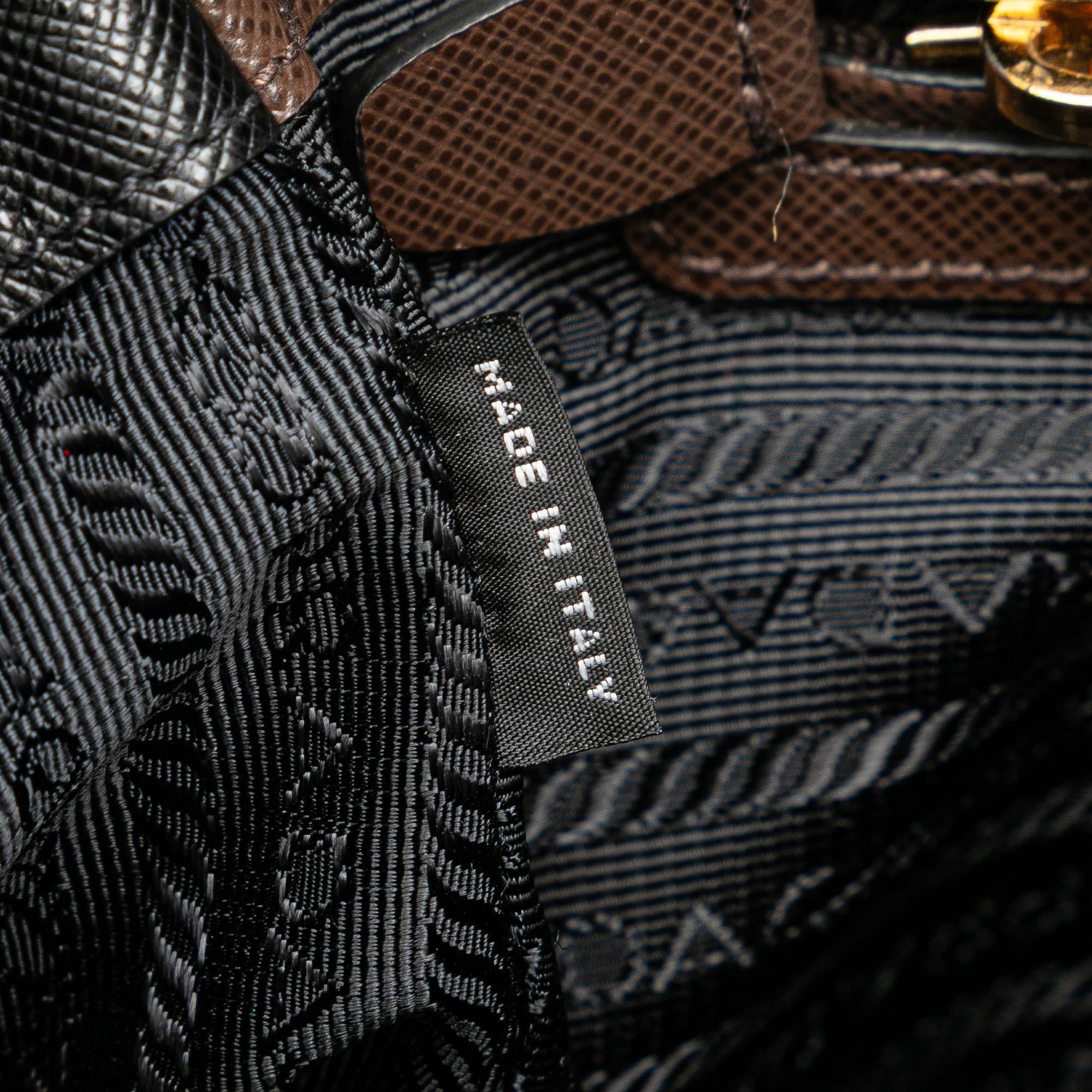 Medium Bicolor Saffiano Lux Galleria Satchel