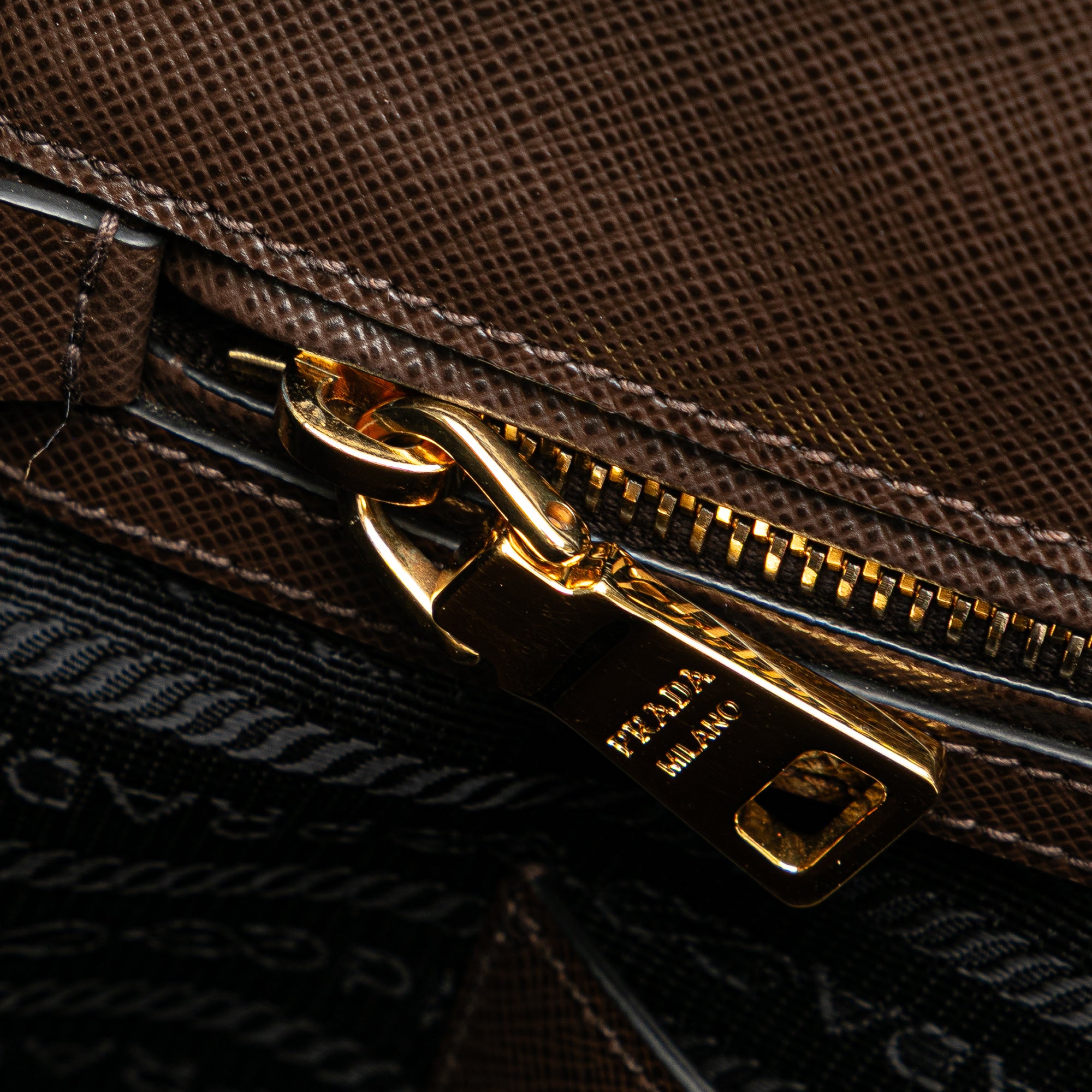 Medium Bicolor Saffiano Lux Galleria Satchel