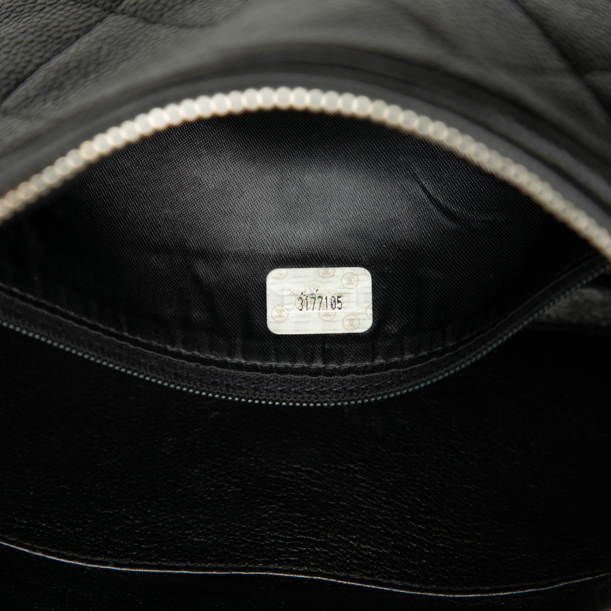 CC Quilted Caviar Chain Camera Bag