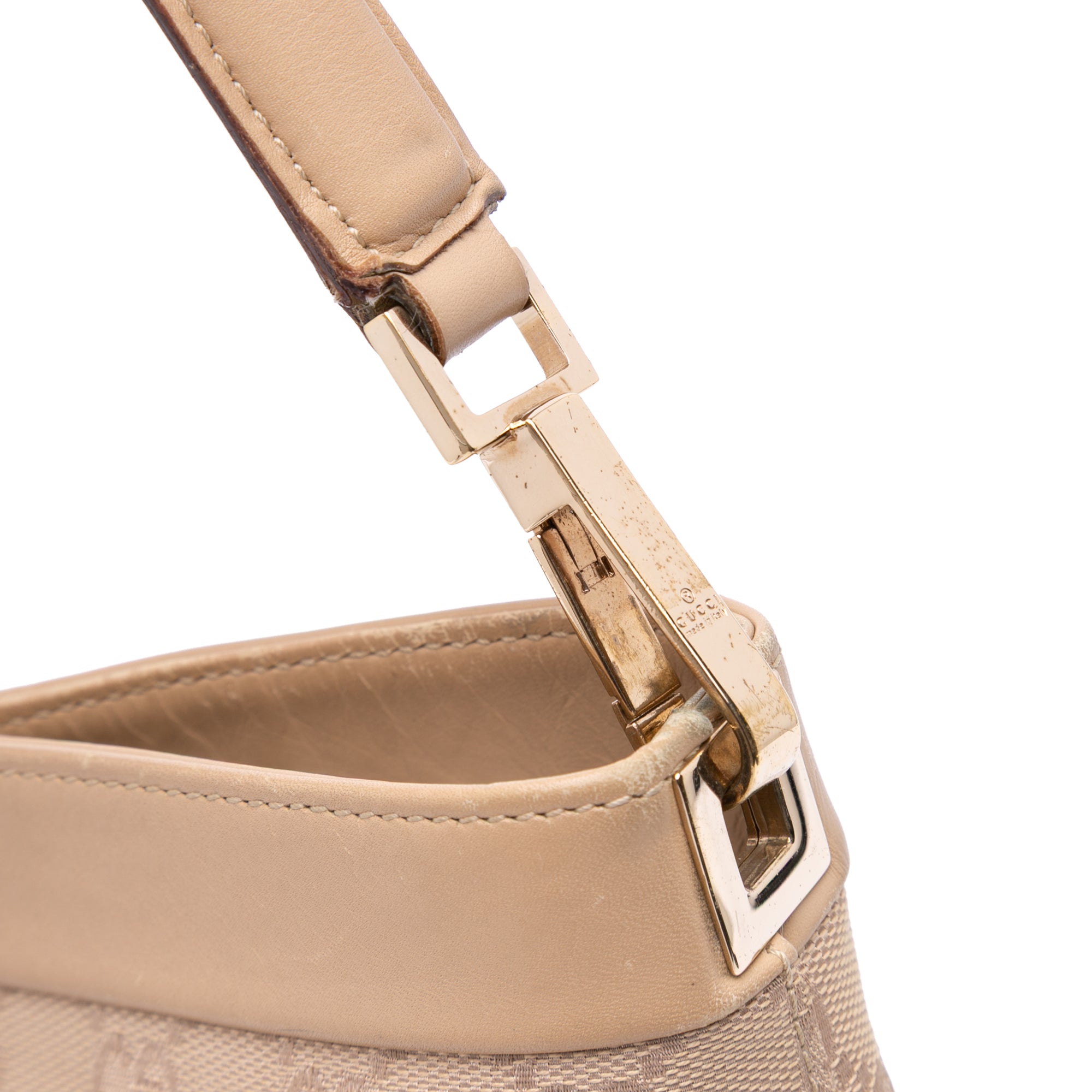 GG Canvas Shoulder Bag