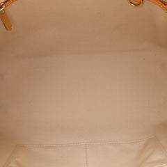 Monogram Vernis Brea MM