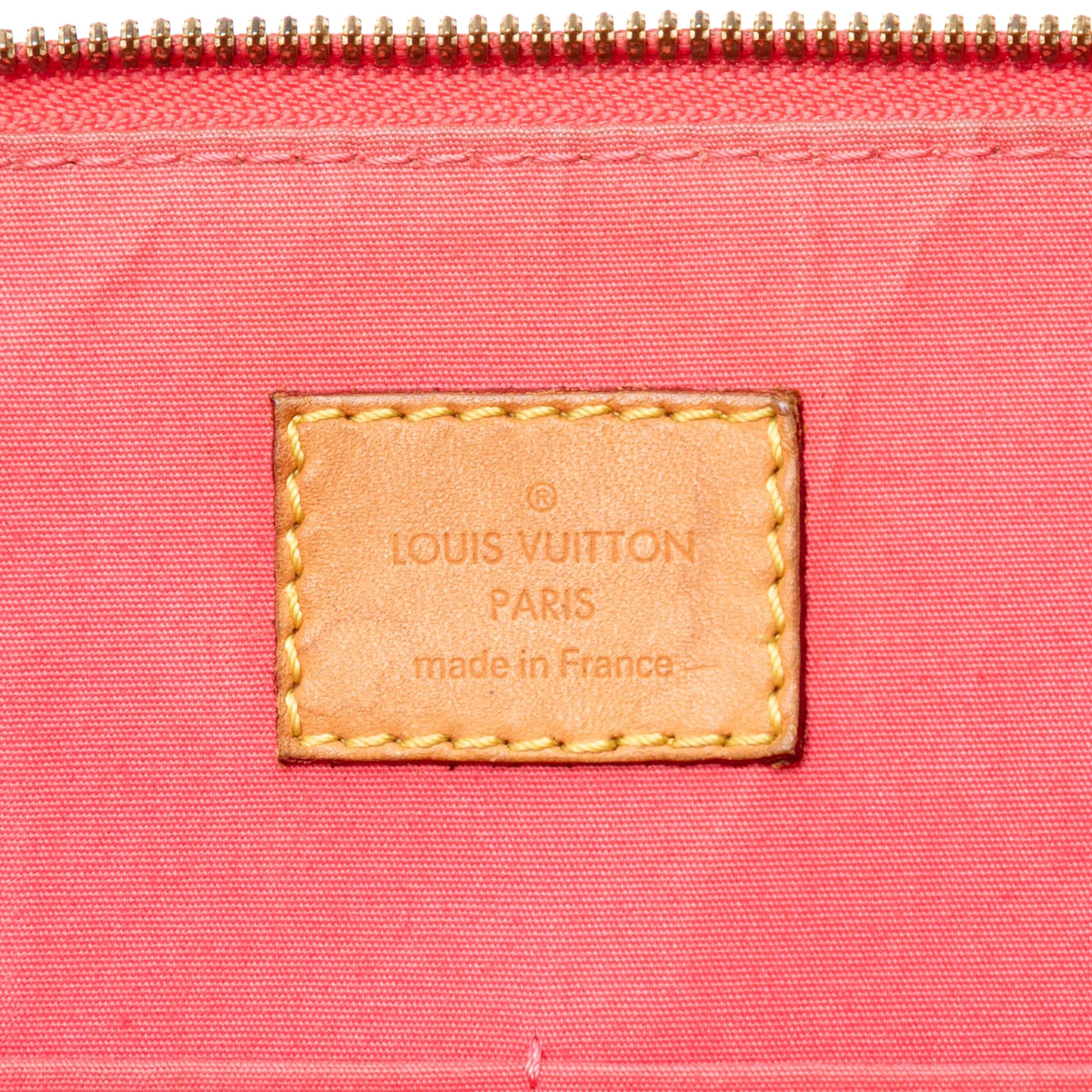 Monogram Vernis Alma PM