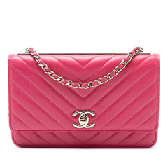 Chevron Lambskin Trendy CC Chain Wallet on Chain