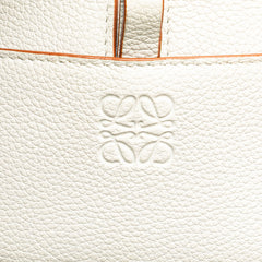 Leather Amazona Square 19
