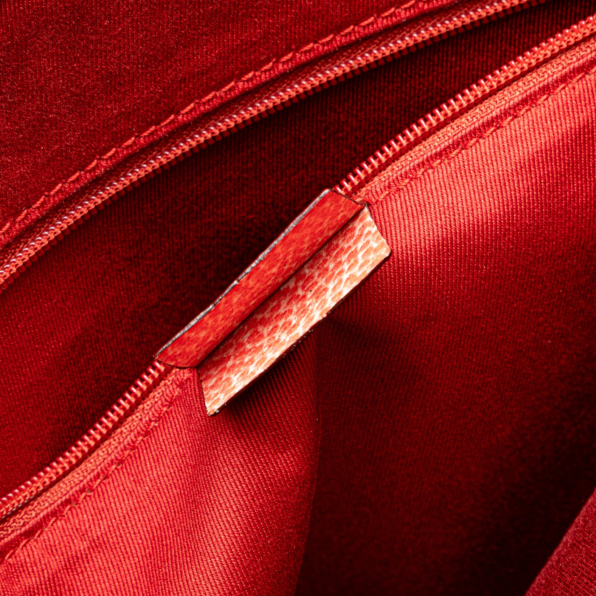 GG Canvas Crossbody