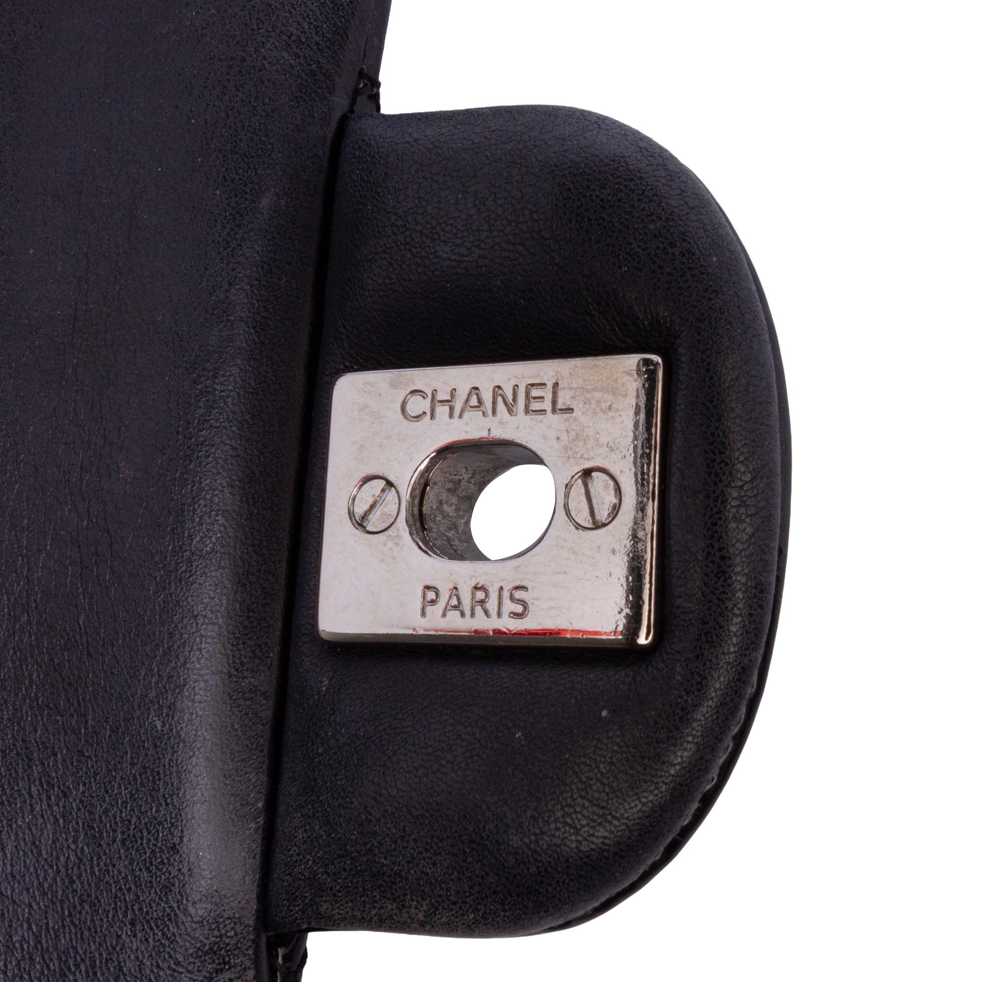 Medium Classic Patent Double Flap