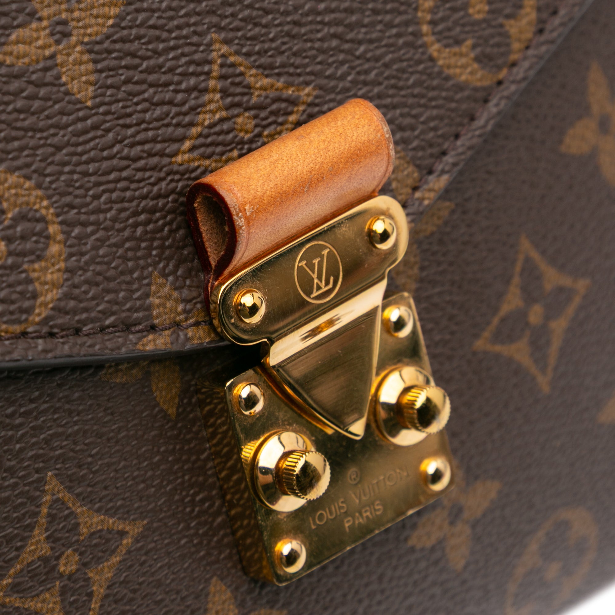 Monogram Pochette Metis