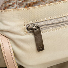 New Travel Line Tote