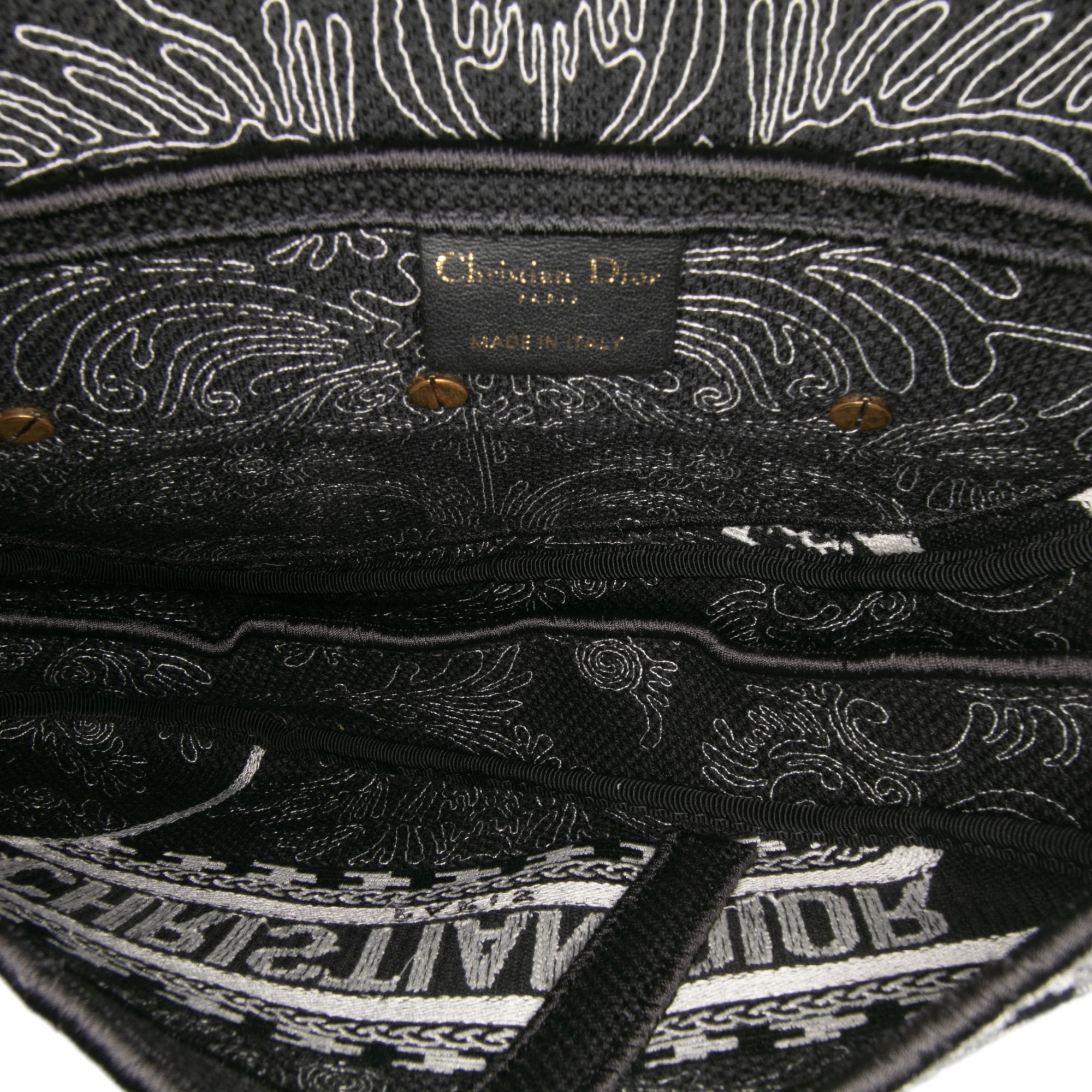 Canvas Embroidered Ornamental Cornely Saddle Bag