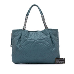 Quilted Caviar Expandable Zip Tote