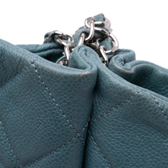 Quilted Caviar Expandable Zip Tote