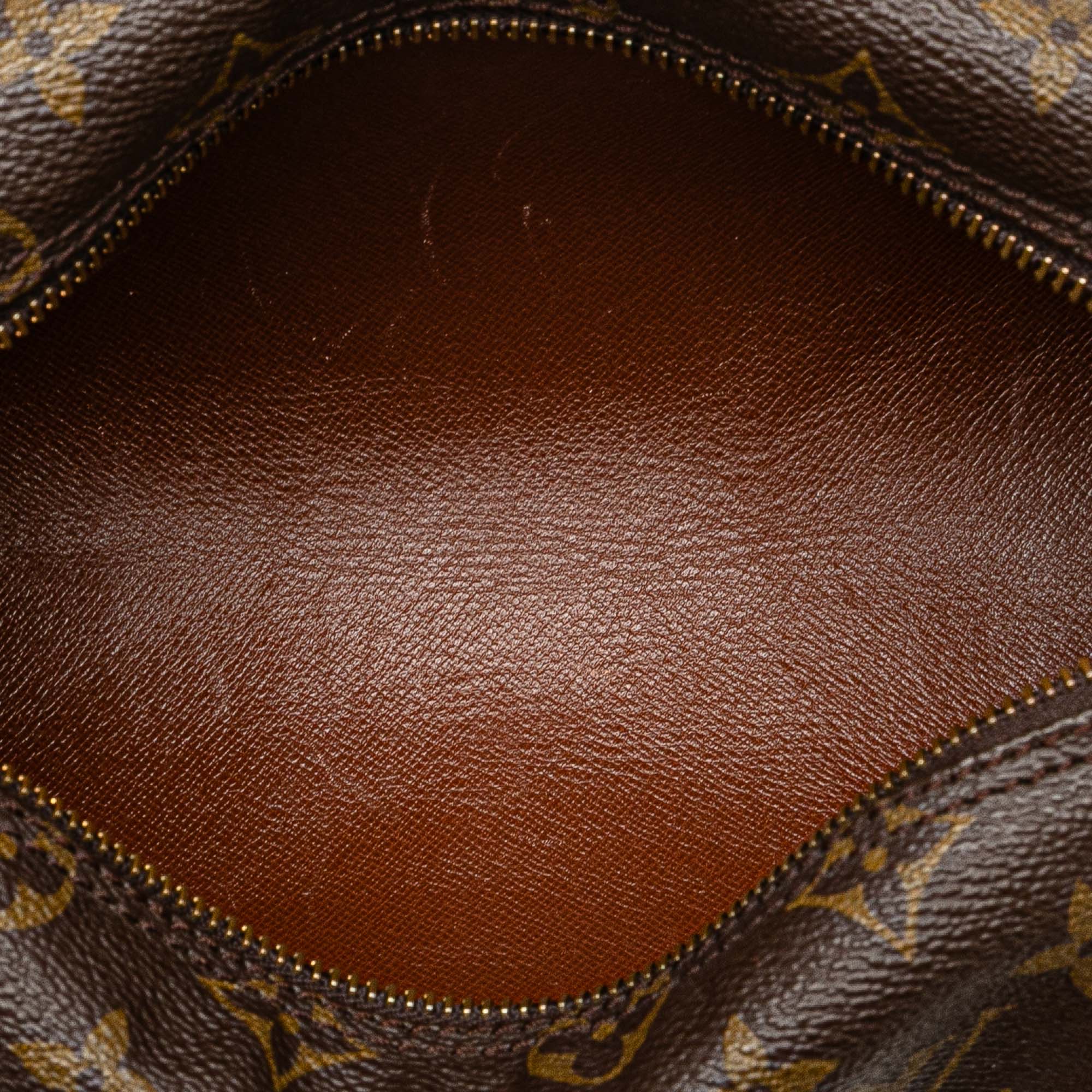Monogram Papillon 26