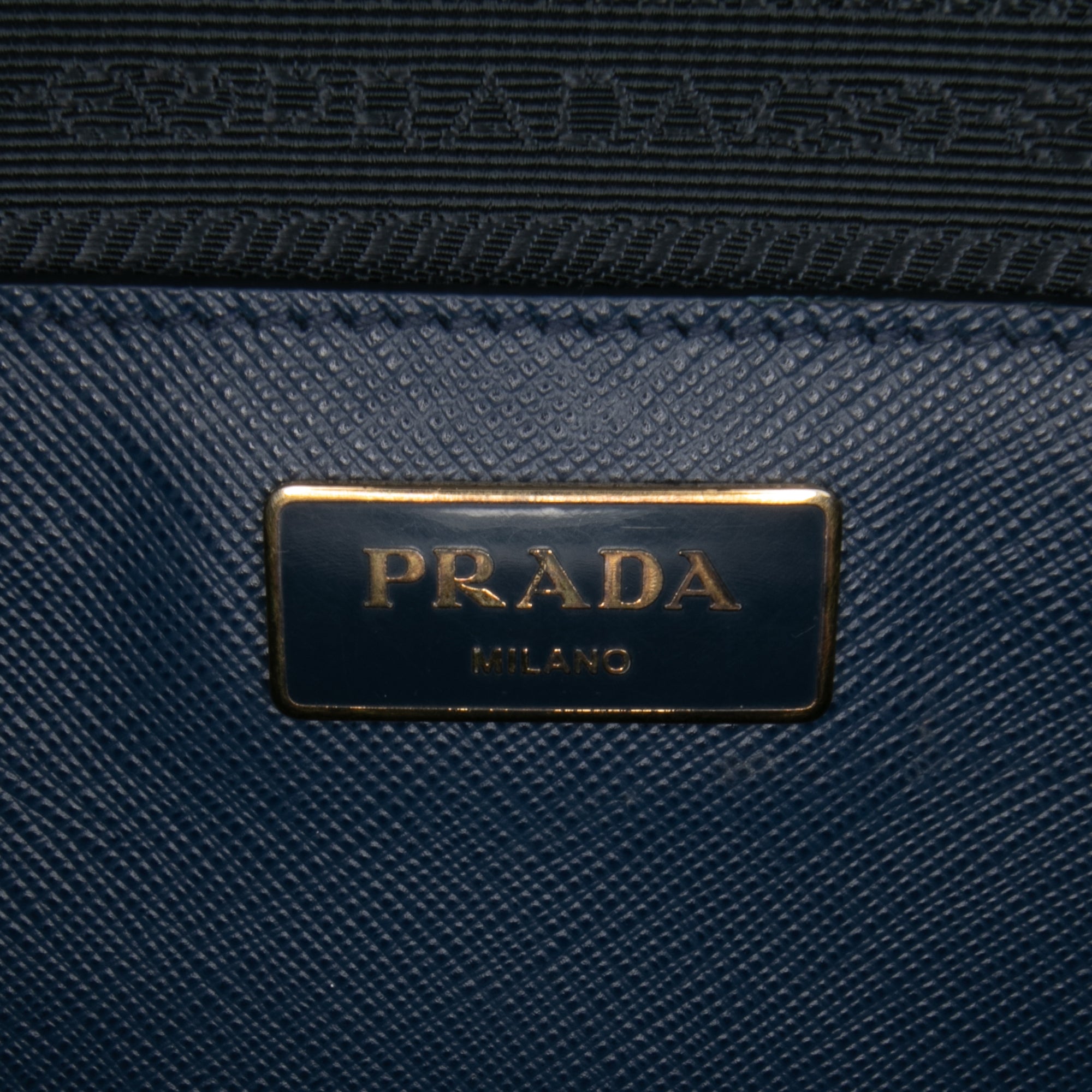 Saffiano Lux Galleria Double Zip Front Pocket Satchel