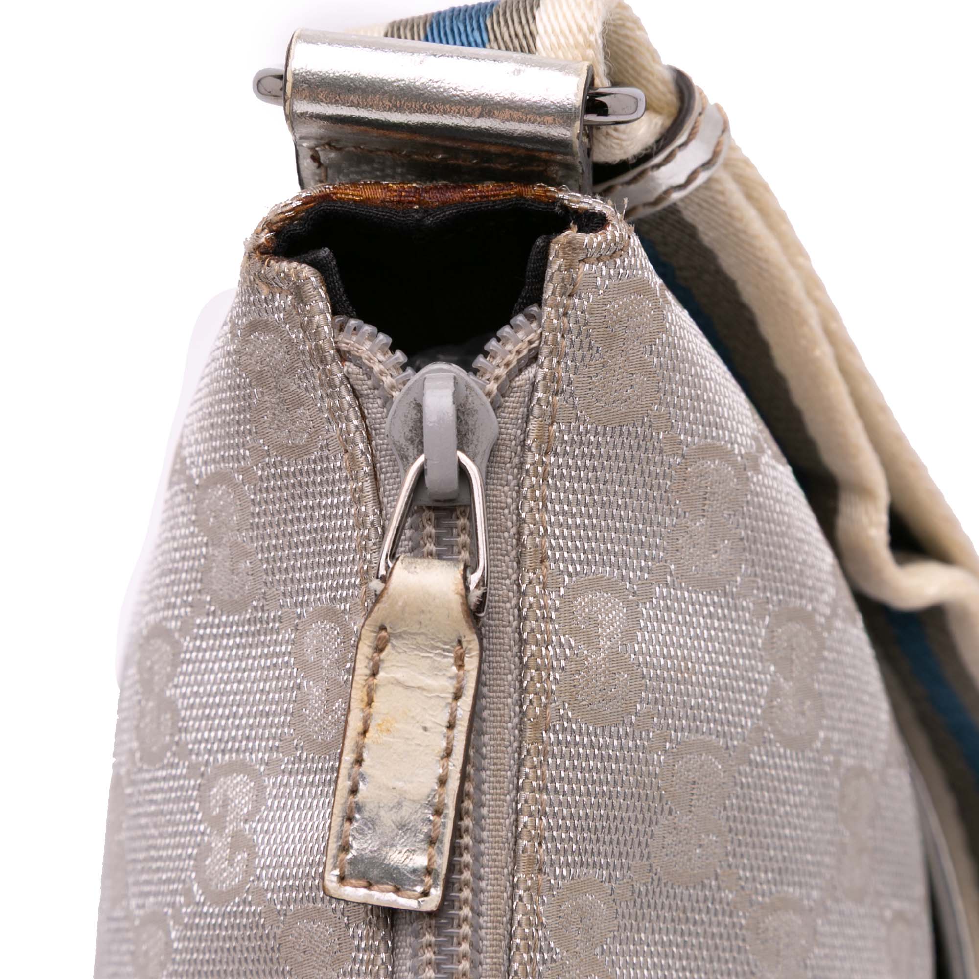 GG Canvas Web Crossbody
