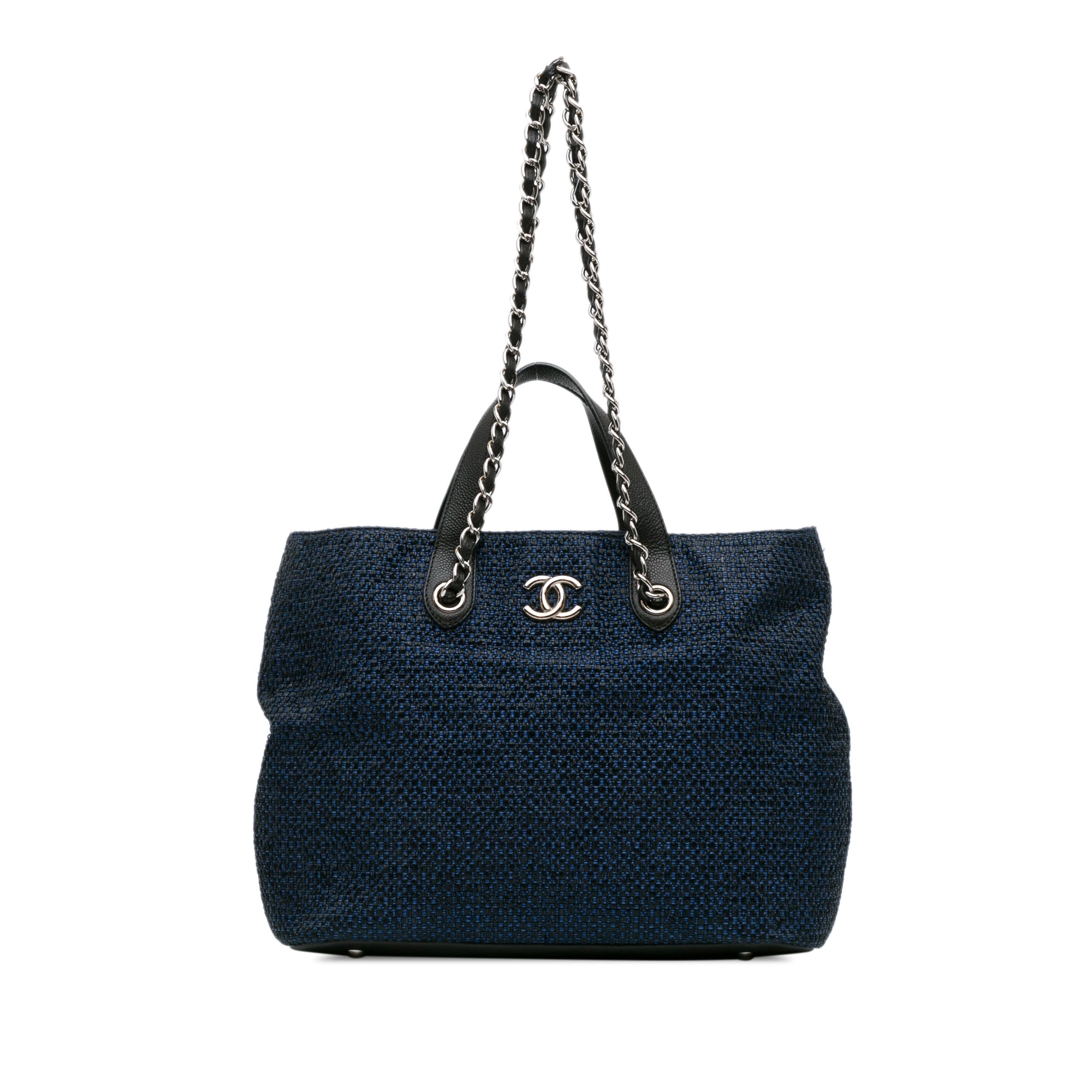 CC Straw and Caviar Drawstring Shopping Tote_0