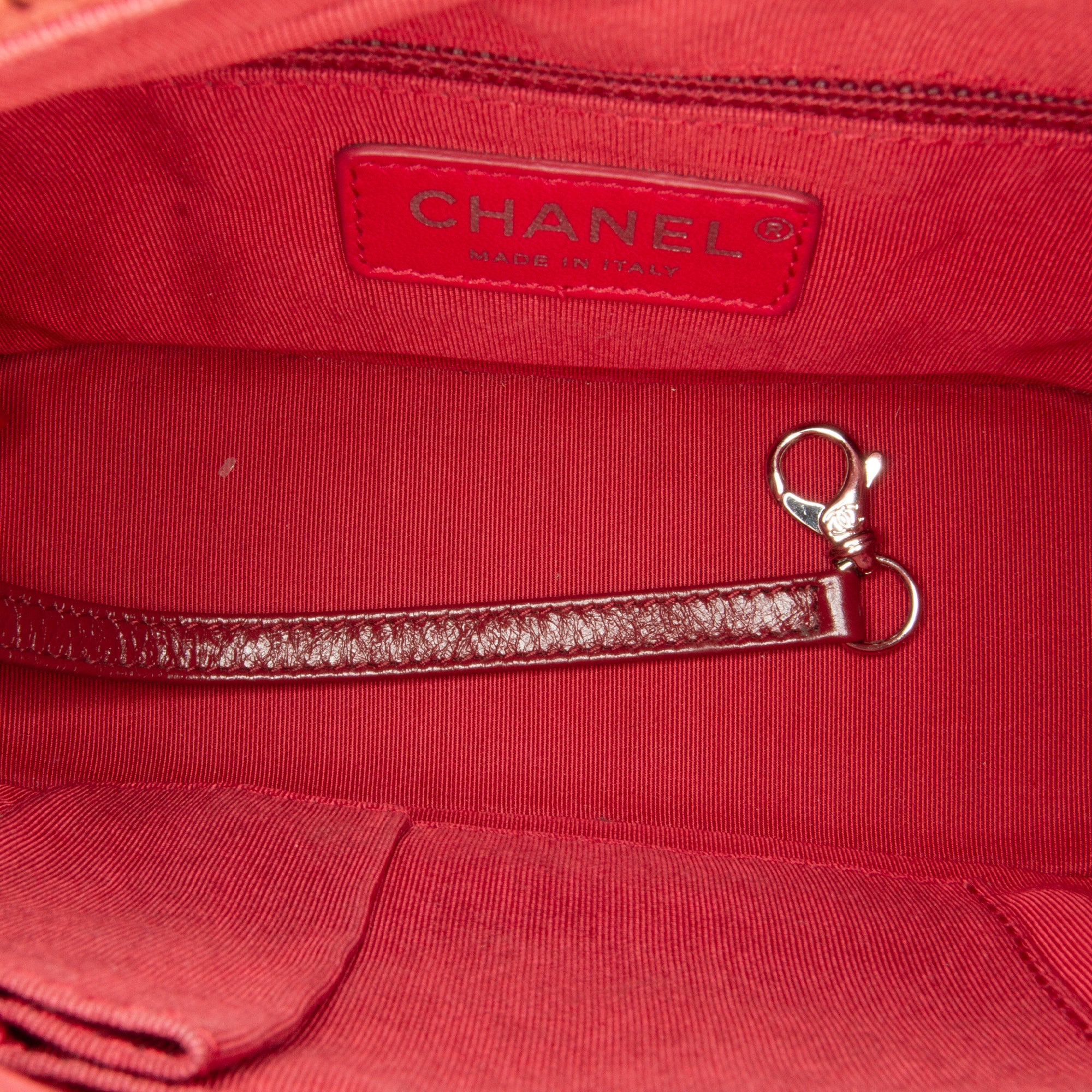 Small Chevron Lambskin Gabrielle Crossbody