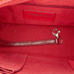 Small Chevron Lambskin Gabrielle Crossbody