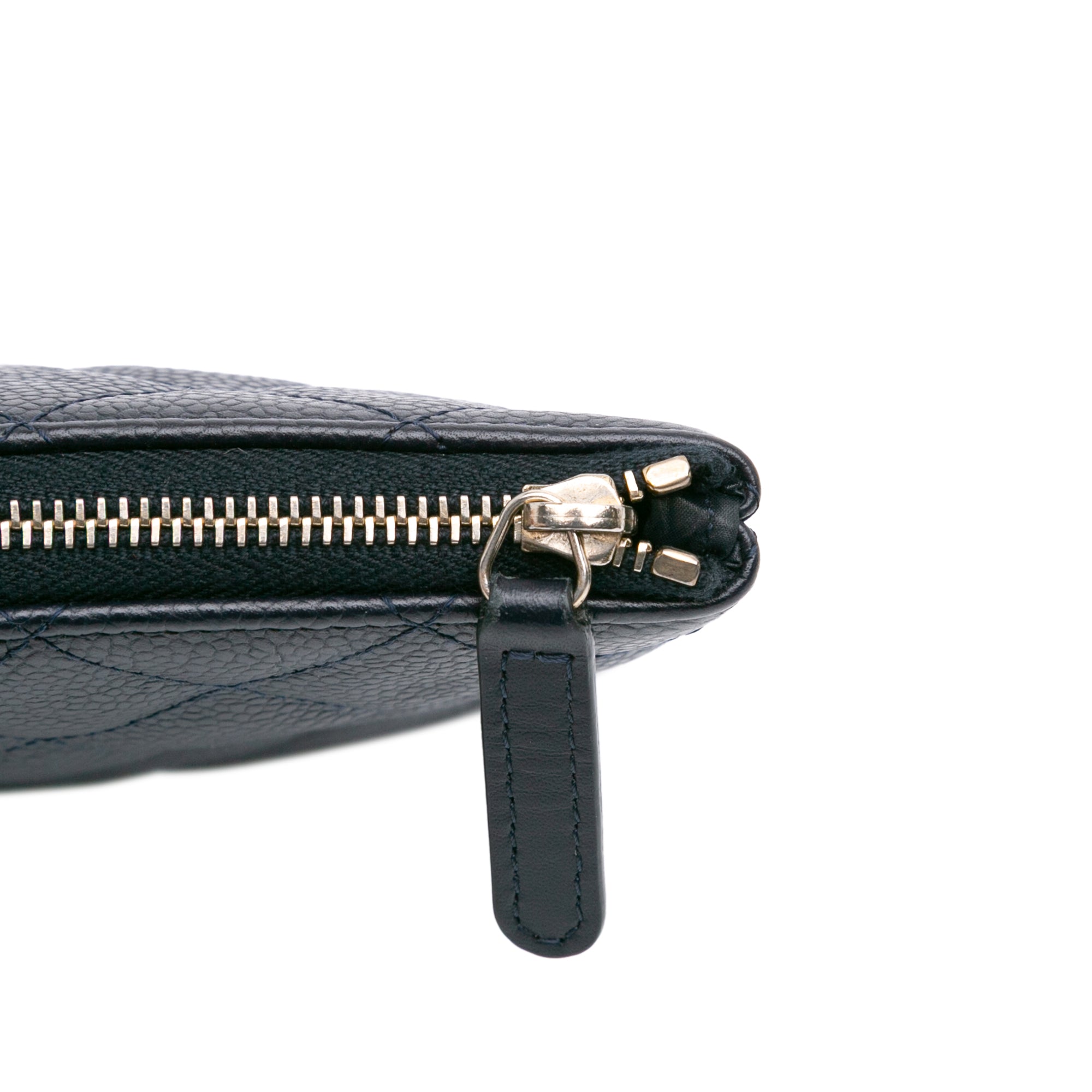 Medium Quilted Caviar O Case Clutch