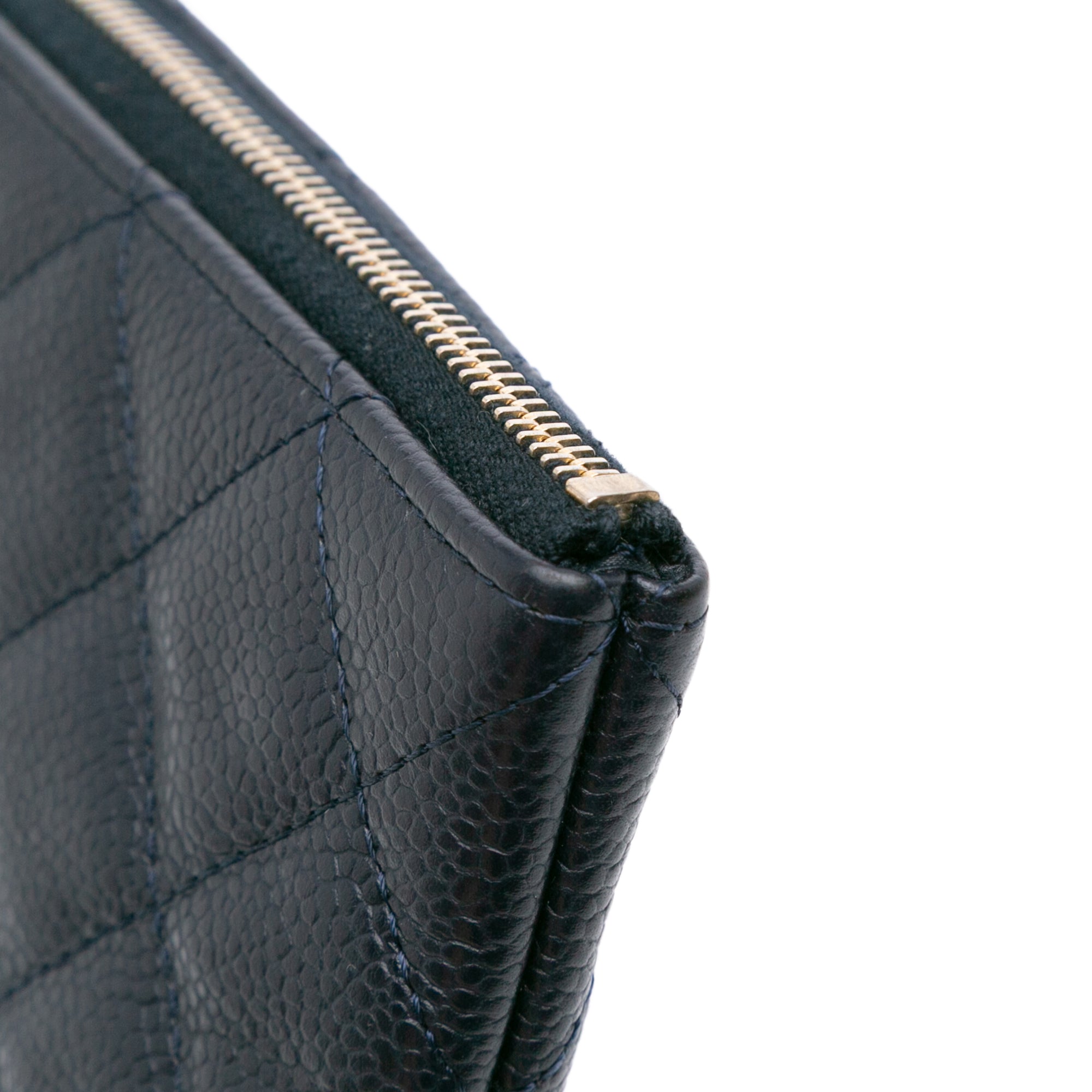 Medium Quilted Caviar O Case Clutch