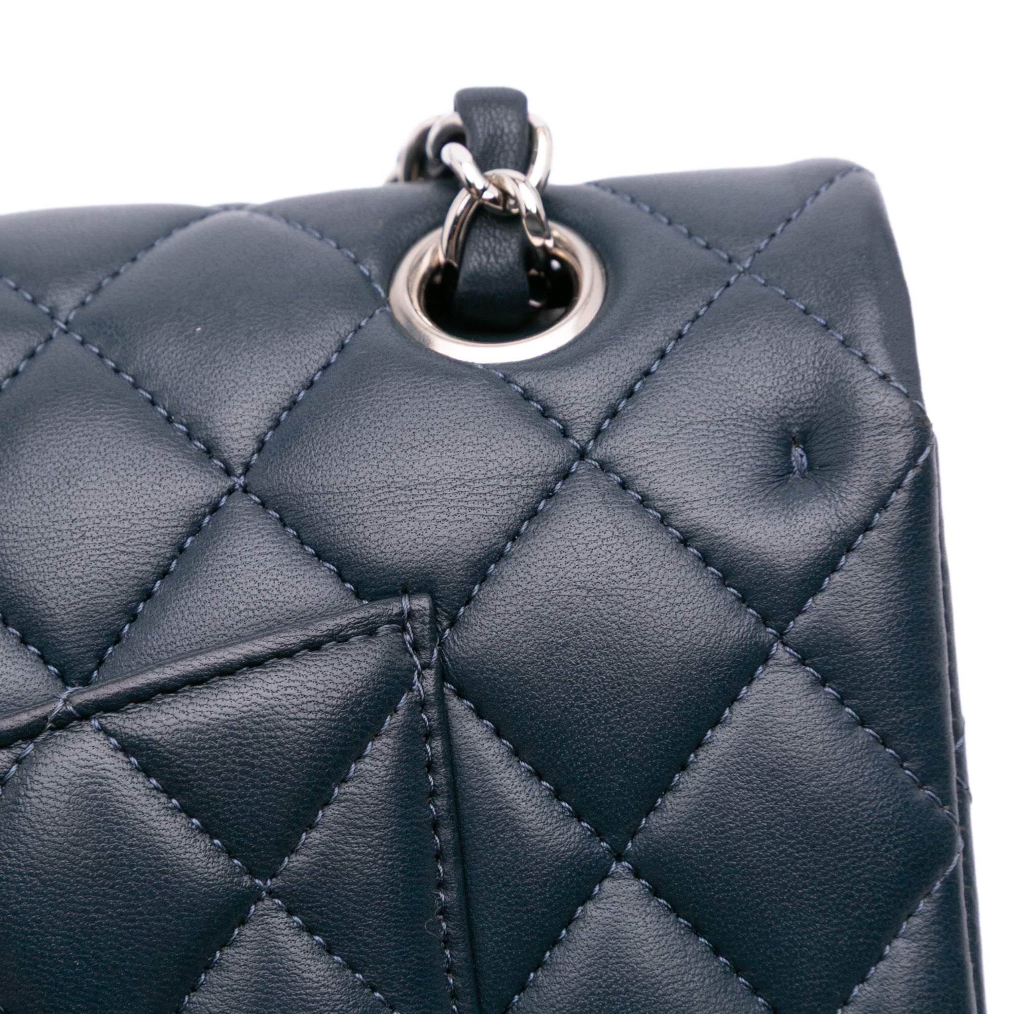 Medium Classic Lambskin Double Flap