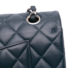 Medium Classic Lambskin Double Flap