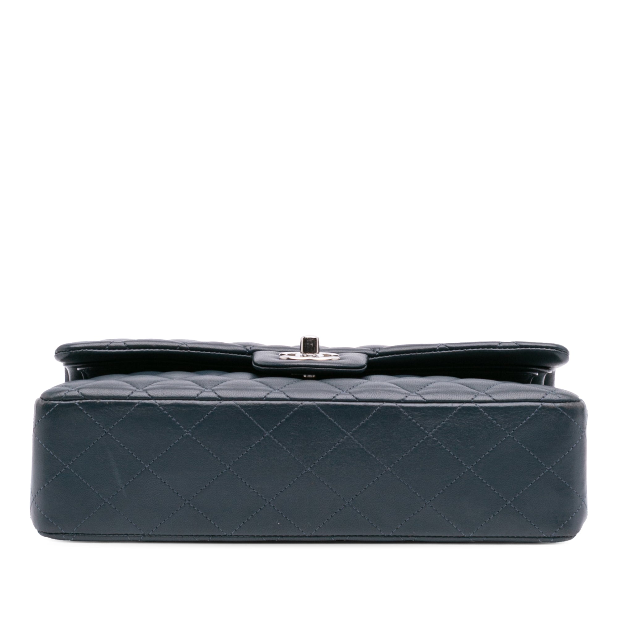 Medium Classic Lambskin Double Flap