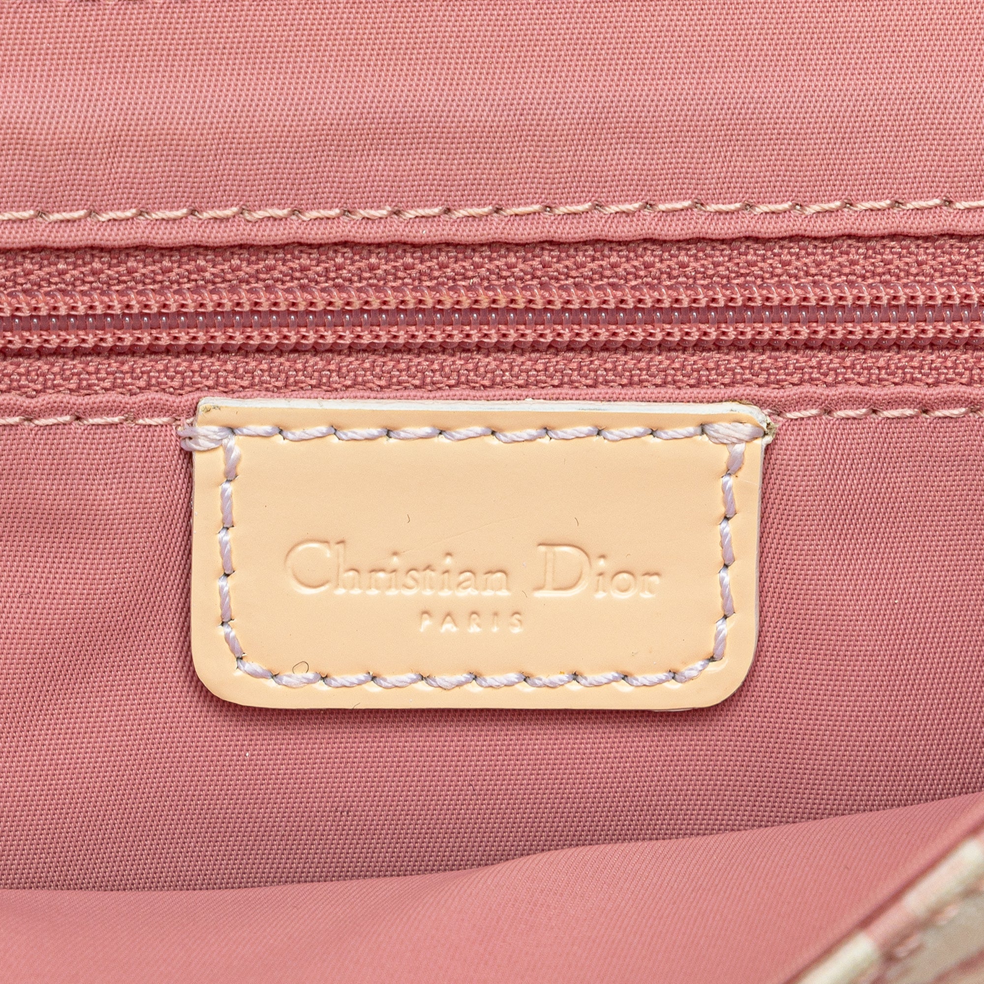 Oblique Girly Trotter Crossbody_5