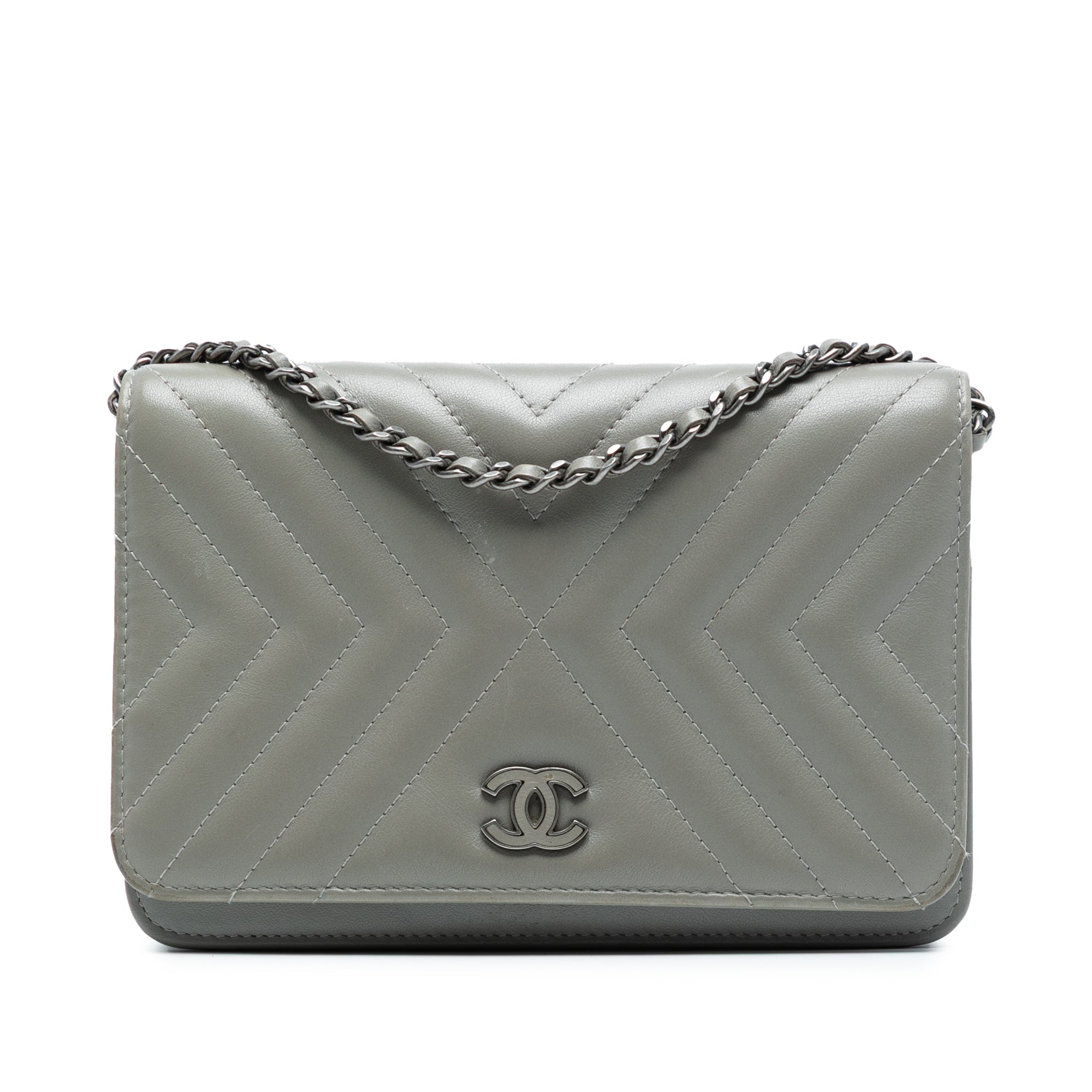 Diagonal Chevron Calfskin Tassel Wallet On Chain