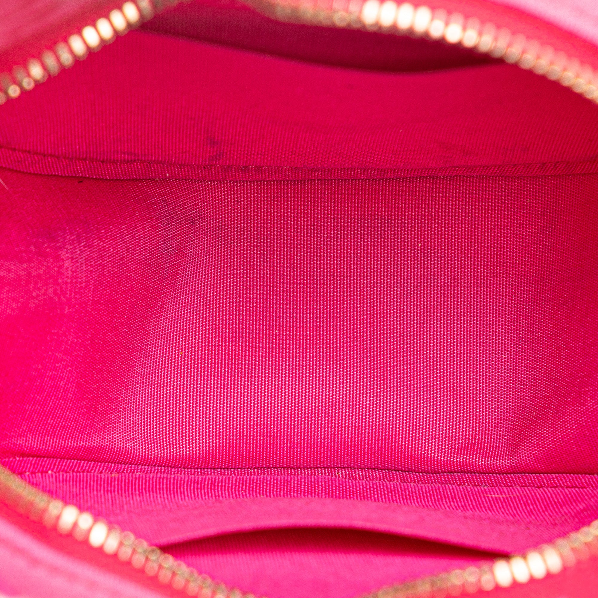 Jersey 19 Round Clutch on Chain
