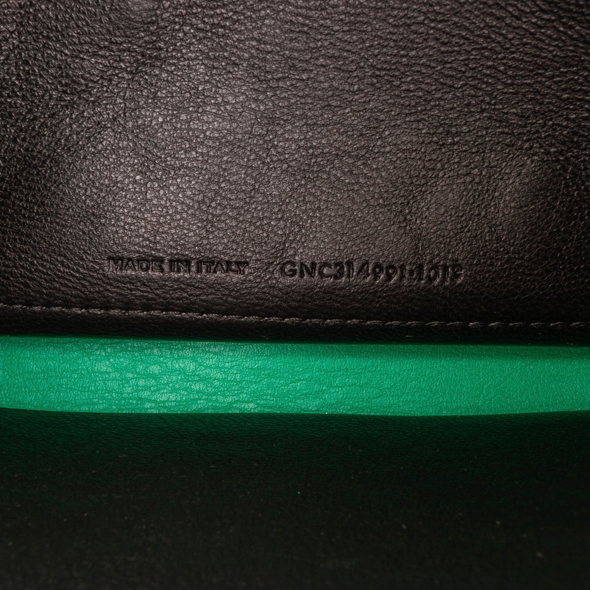 Y Line Long Wallet