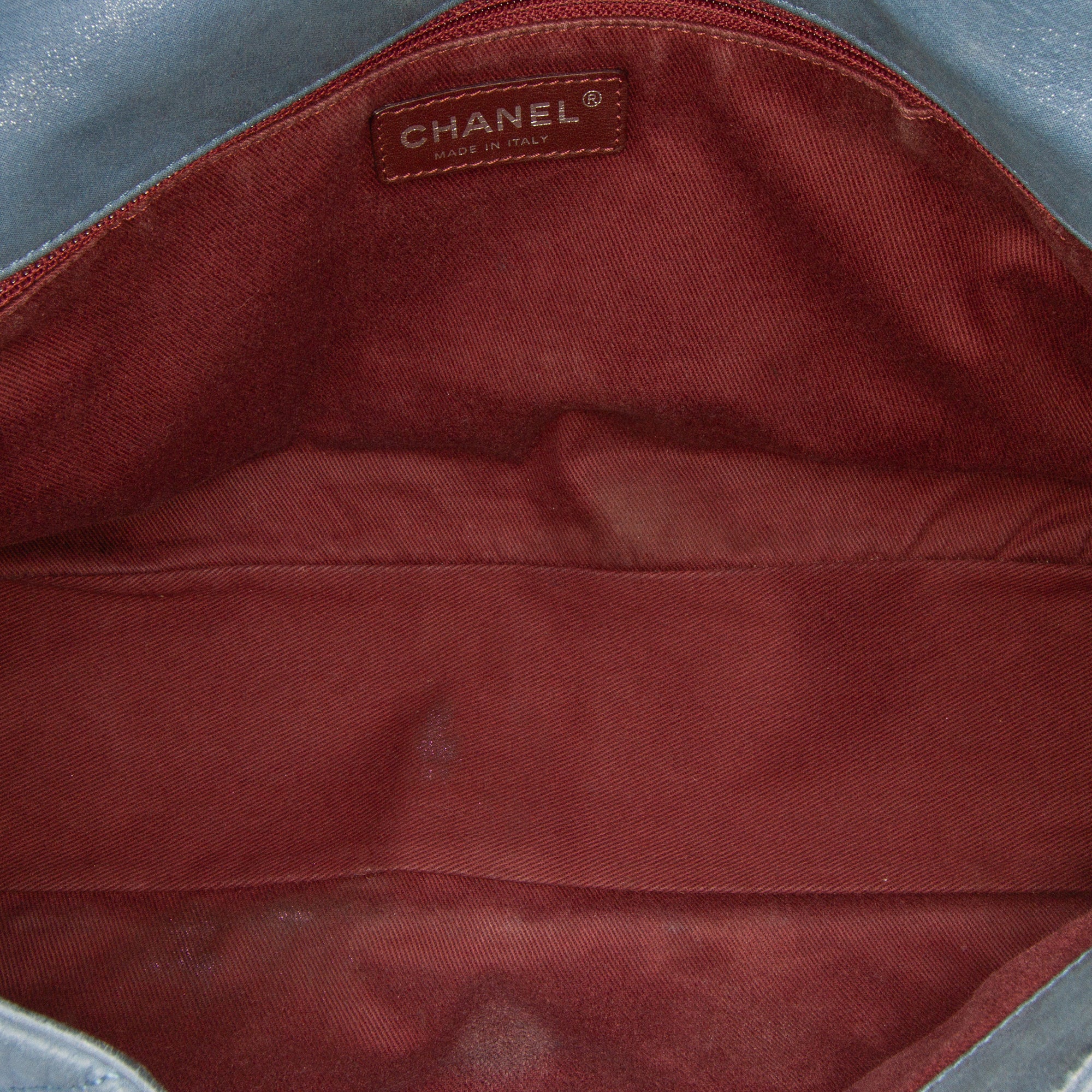 Jumbo Iridescent Calfskin In The Mix Flap