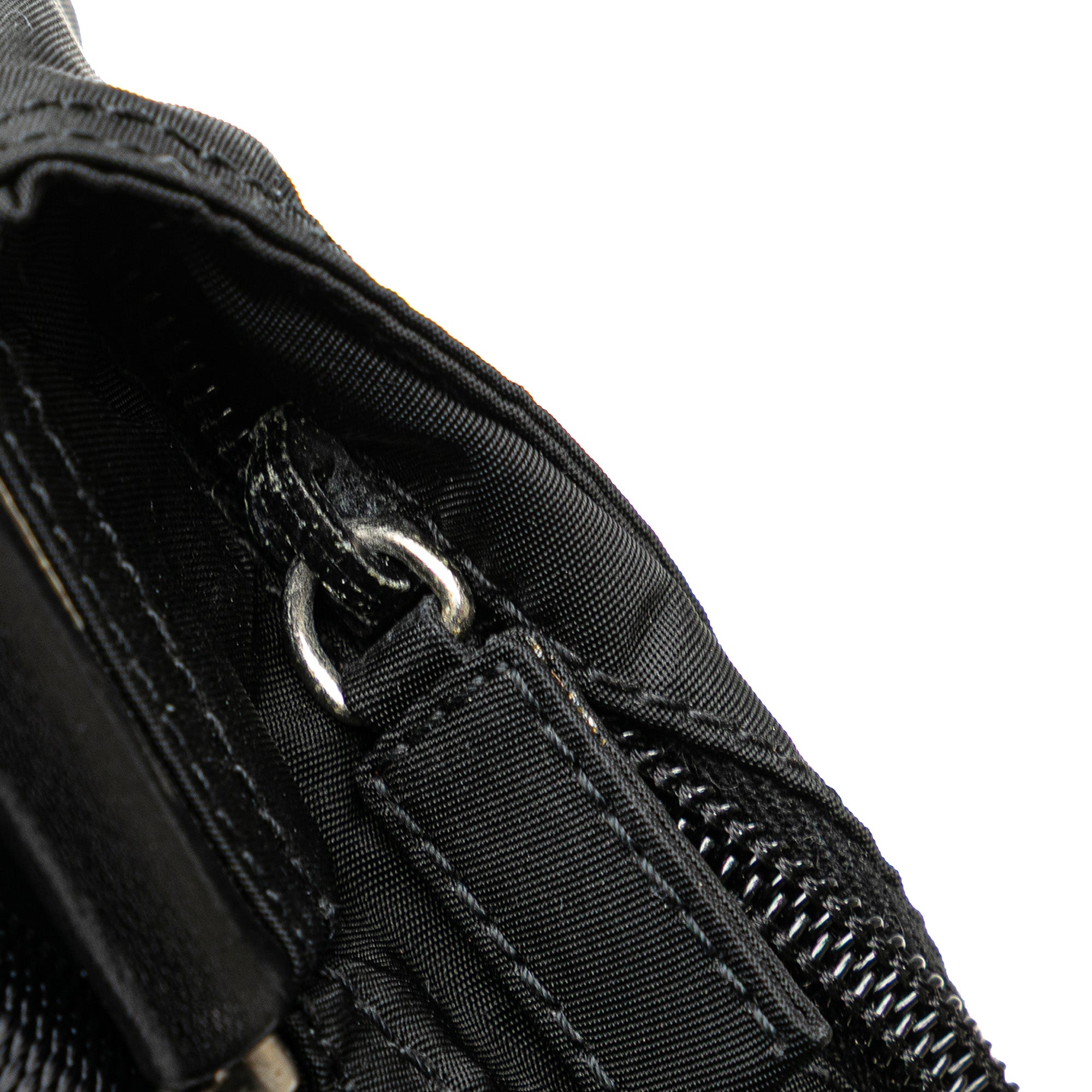 Tessuto Zip Top Crossbody