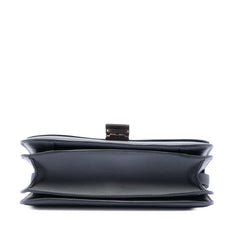 Medium Calfskin Classic