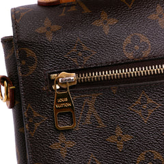 Monogram Pochette Metis