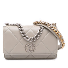 Quilted Lambskin 19 Wallet on Chain