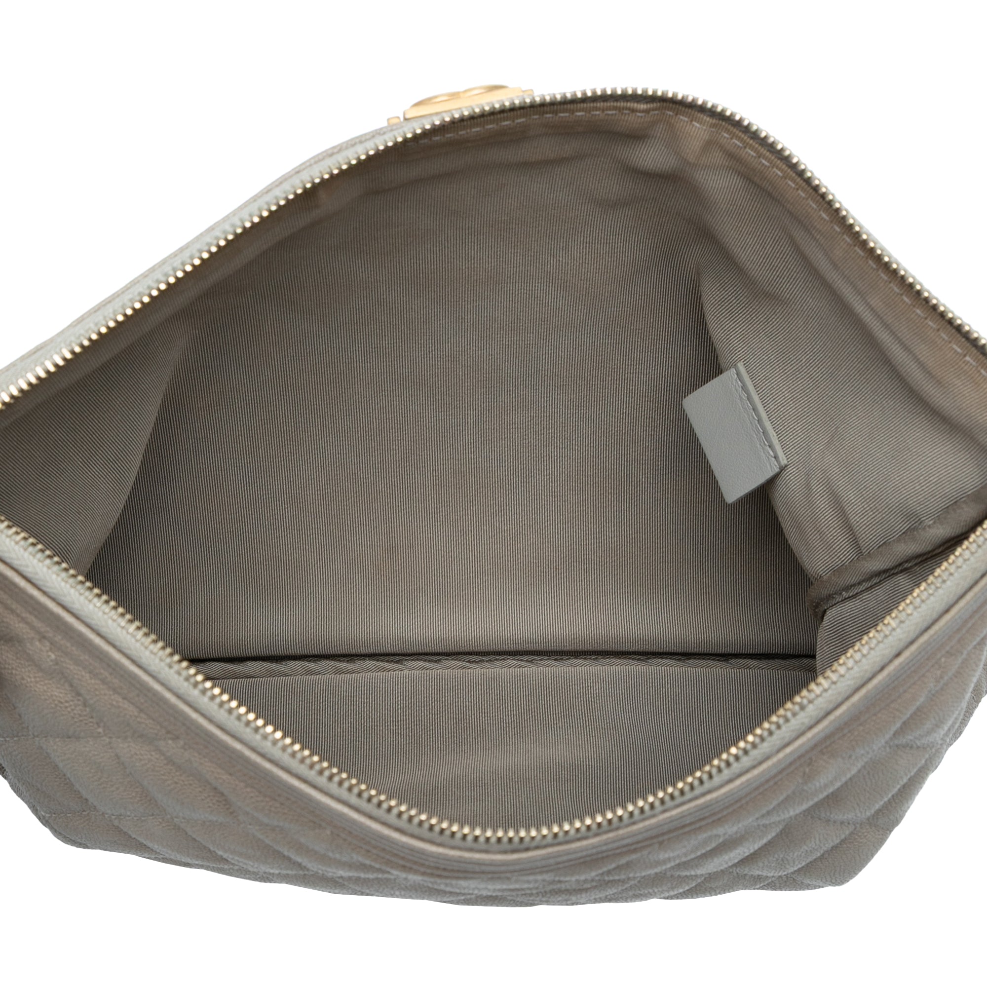 Medium Quilted Caviar Boy O Case Clutch