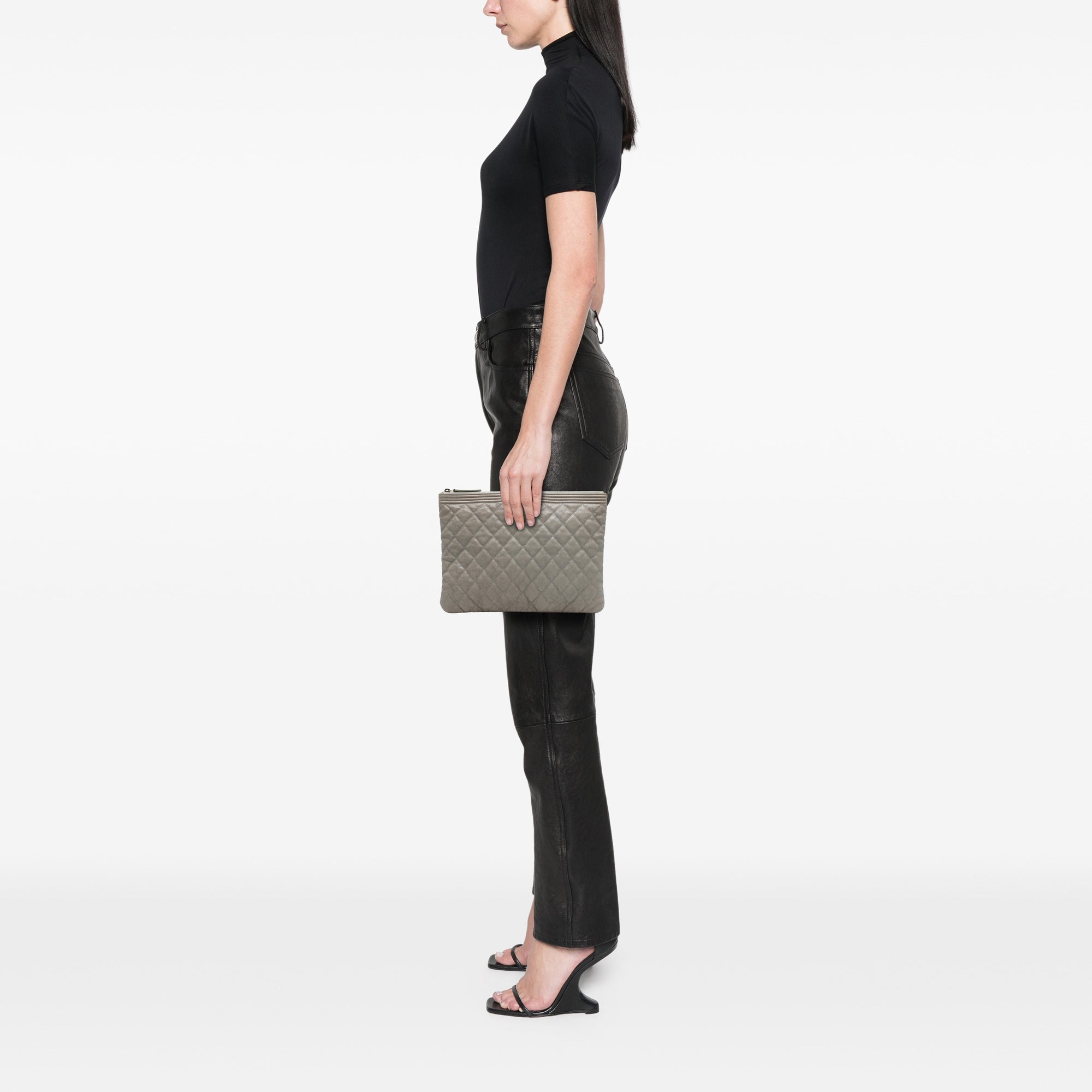 Medium Quilted Caviar Boy O Case Clutch