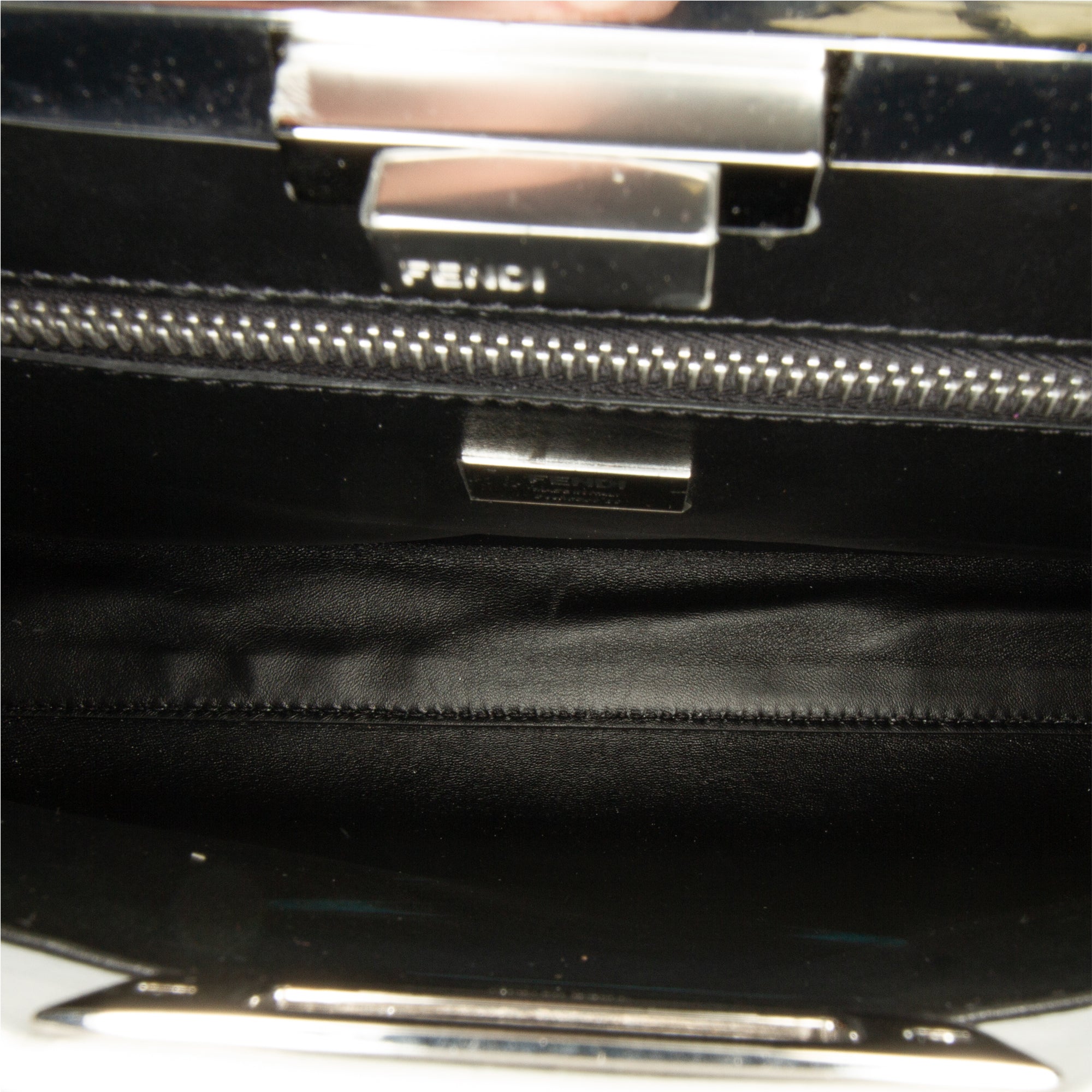 Medium Peekaboo ISeeU Satchel_6