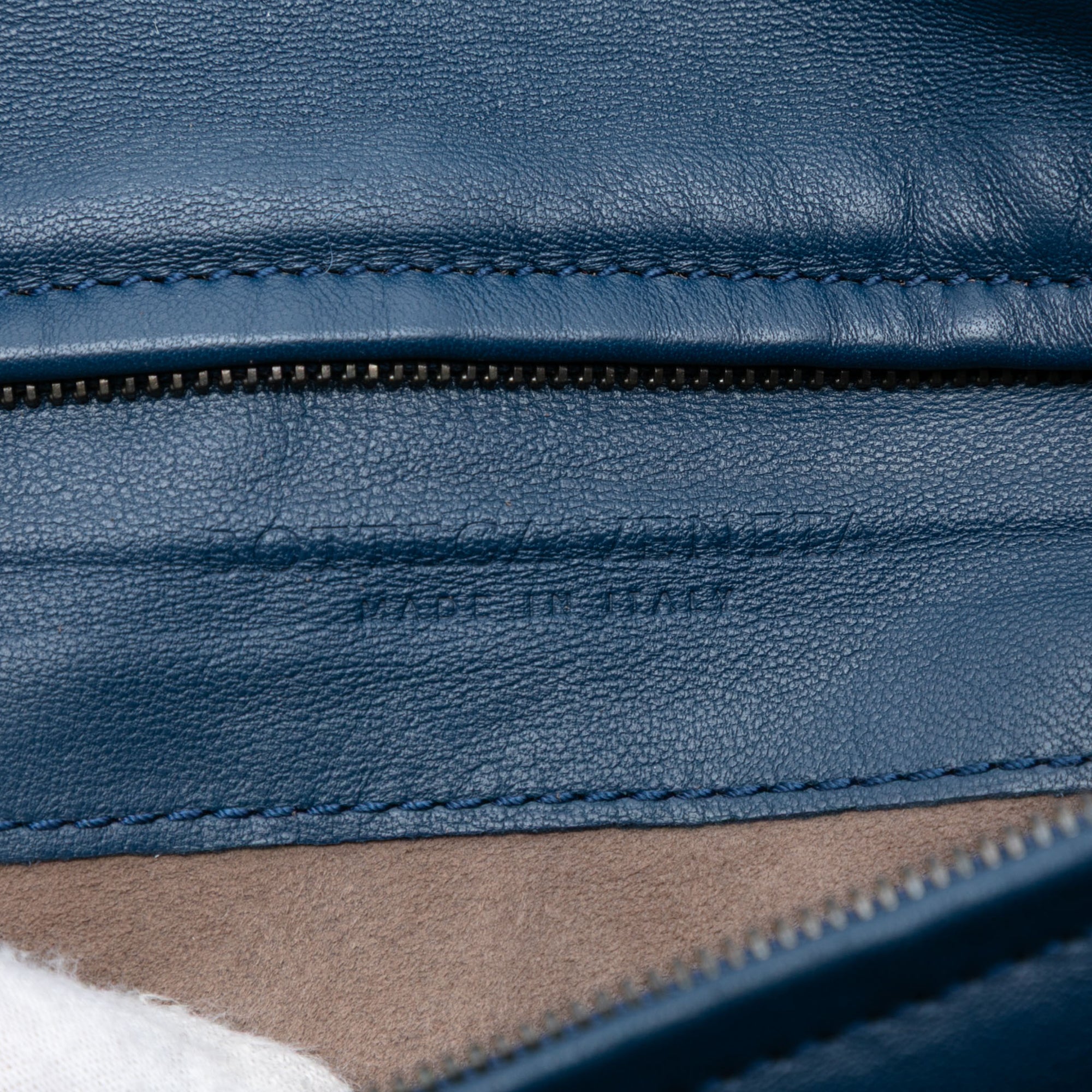 Nappa Intrecciato Turn Lock Clutch