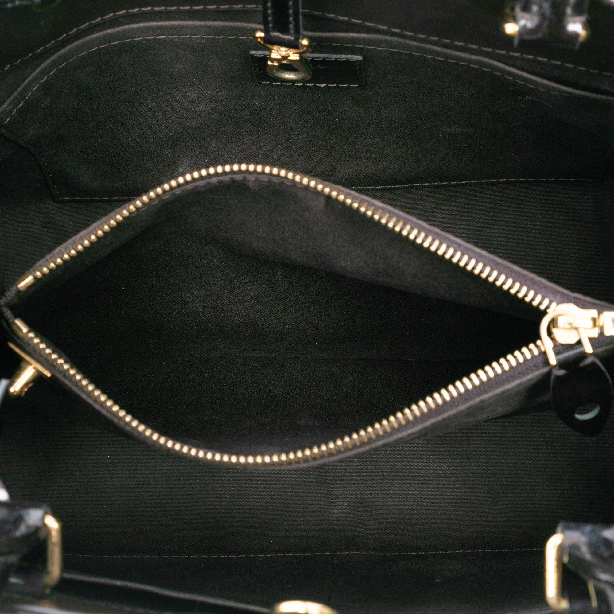 Monogram Vernis Montaigne MM