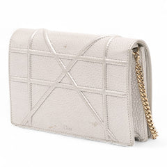 Metallic Grained Calfskin Diorama Wallet On Chain